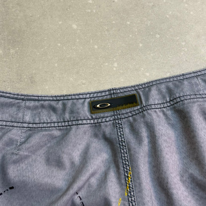 00’s Oakley Board Shorts (34)