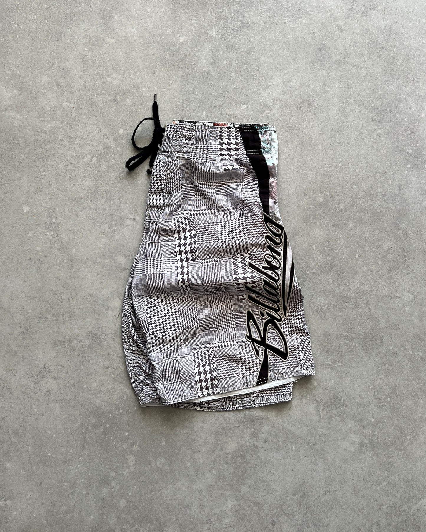 Vintage Billabong Mark Occhilupo  Boardshorts (34)