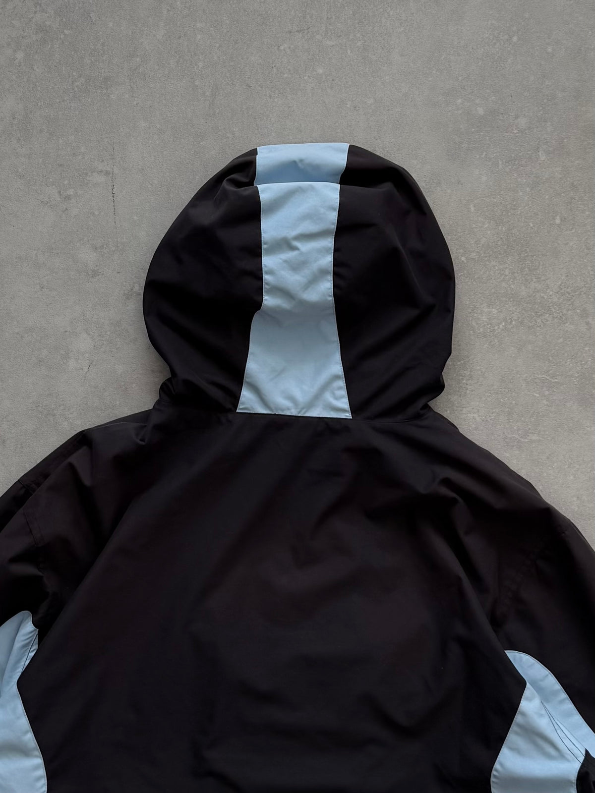 Vintage Quiksilver Windbreaker (XL)