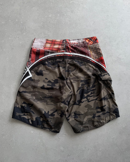 Vintage Billabong Mark Occhilupo Boardshorts (36)