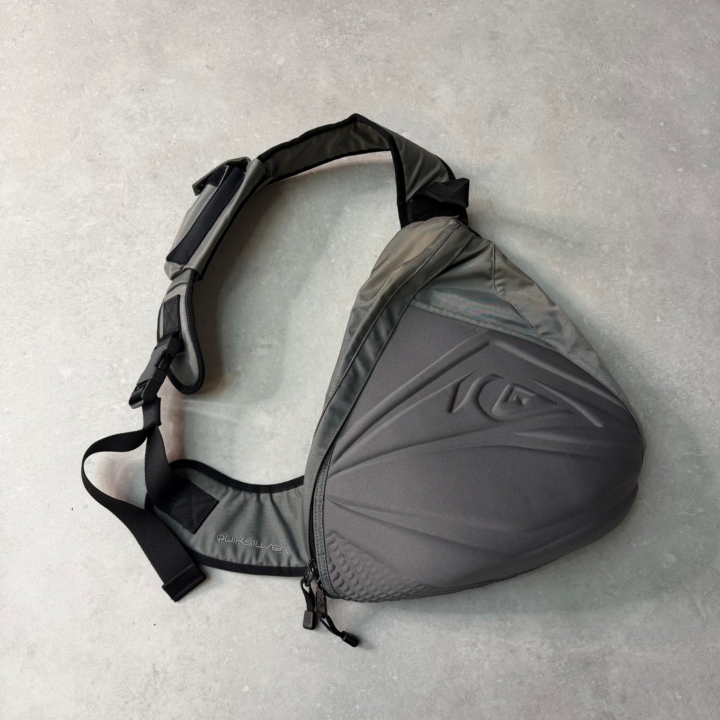 00’s Quiksilver Crossbody Bag