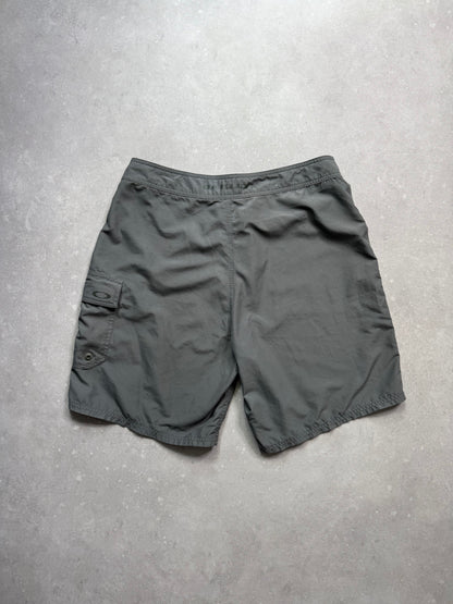 Oakley Shorts (34)