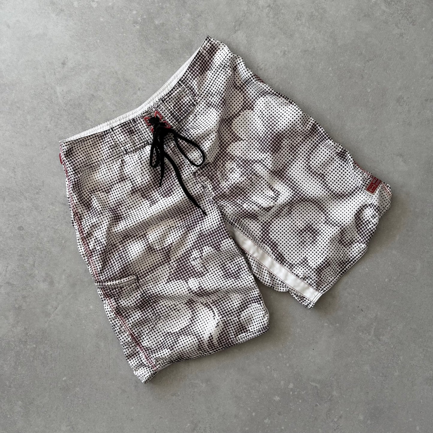00's Billabong ''Optic Confusion'' Series Boardshorts (32)