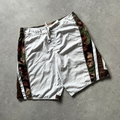 Vintage Quiksilver Boardshorts (34)
