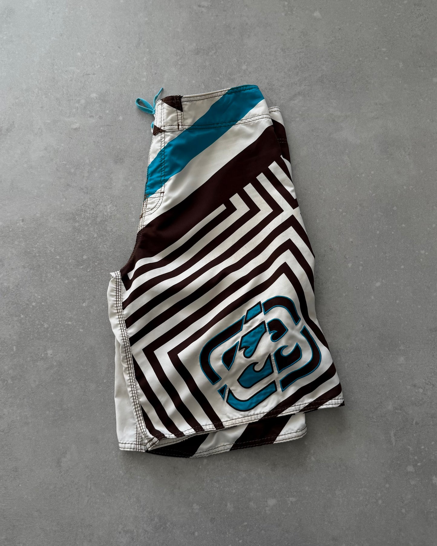 Vintage Billabong Taj Burrow Boardshorts (32)