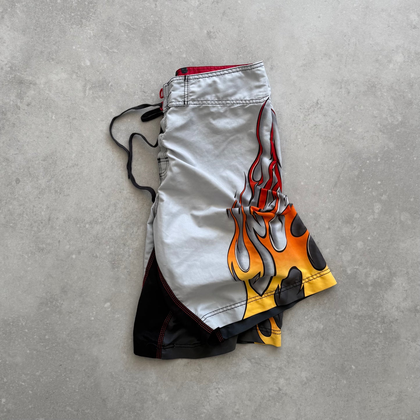 Vintage Billabong Flame Boardshorts (34)