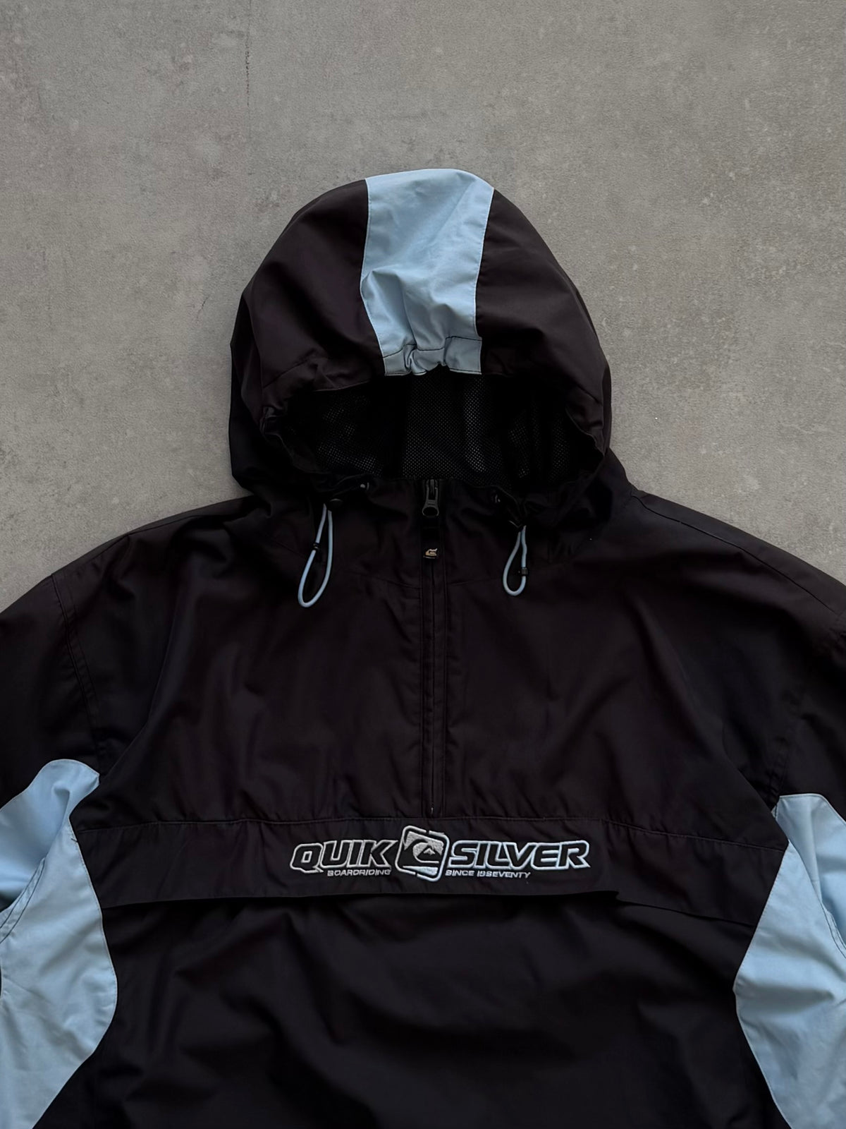 Vintage Quiksilver Windbreaker (XL)