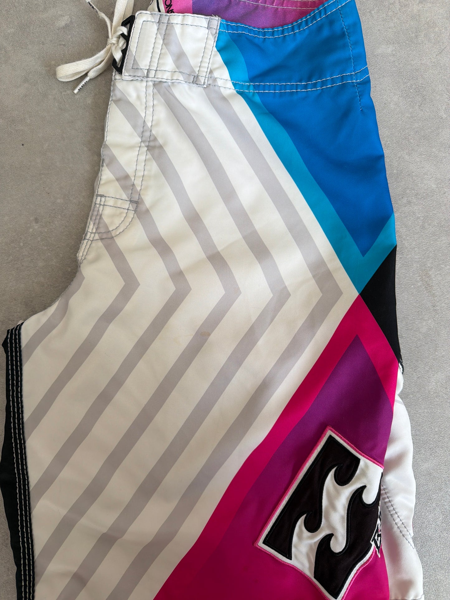 Vintage Billabong Andy Irons Airlite Boardshorts (30)
