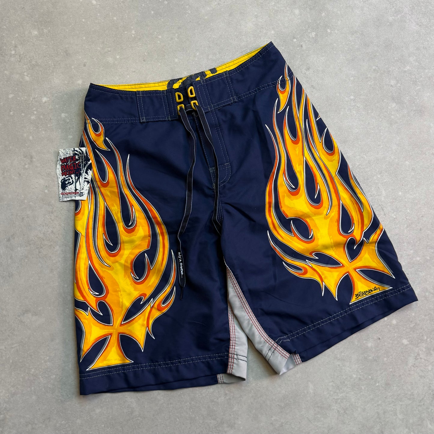 BNWT Billabong Flame Shorts (28)