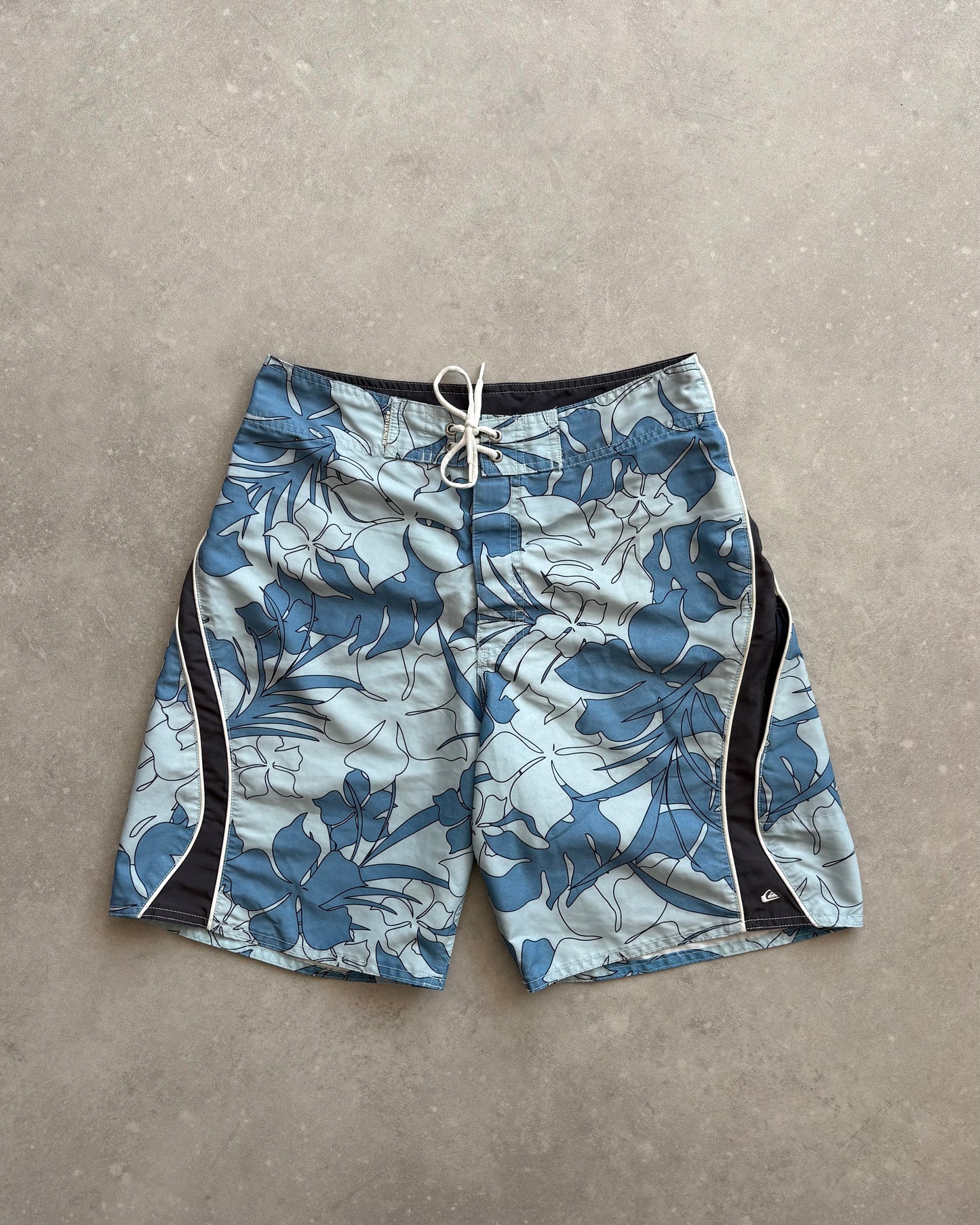 Vintage Quiksilver Boardshorts (28)