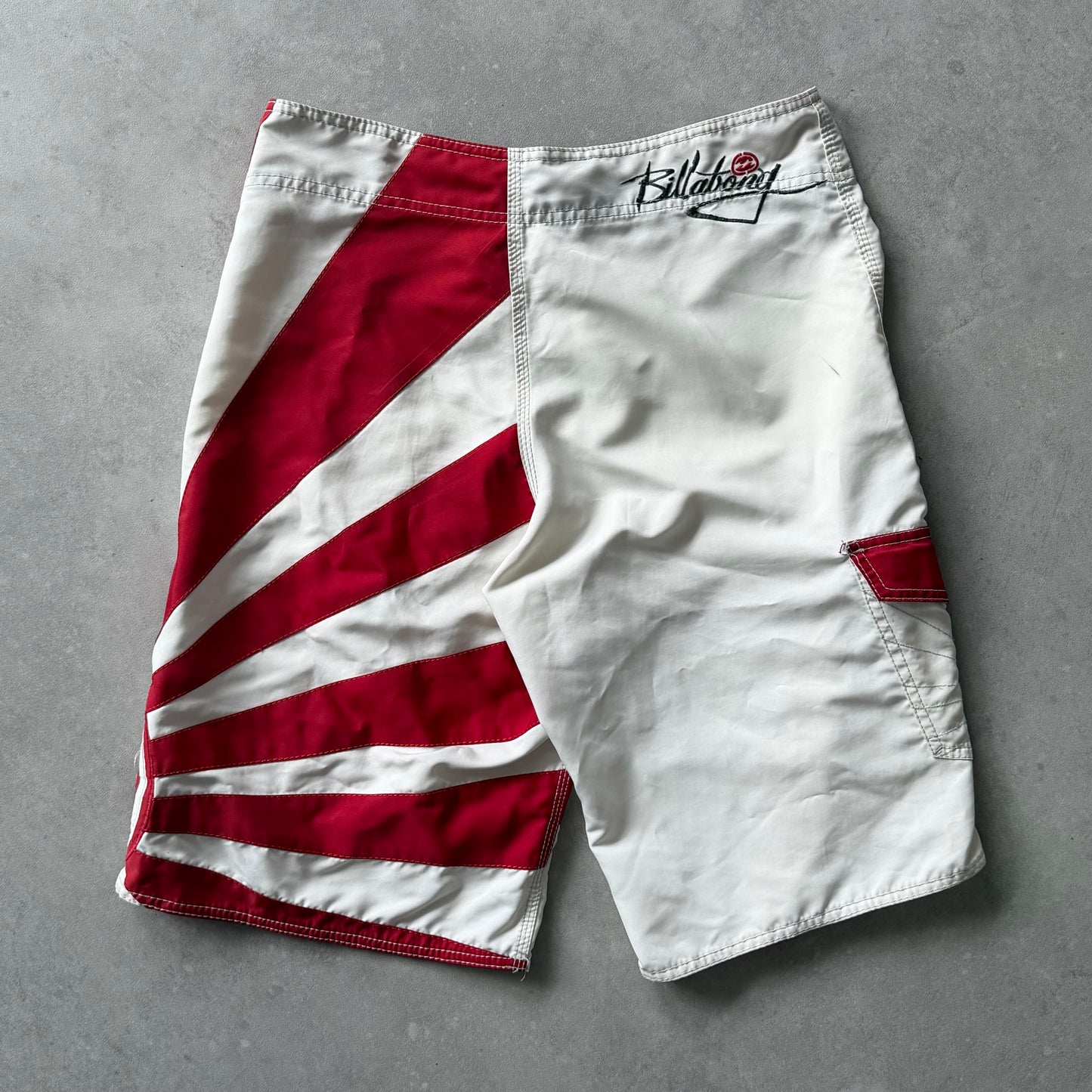 Vintage Billbong Andy Irons Rising Sun Boardshorts (32)