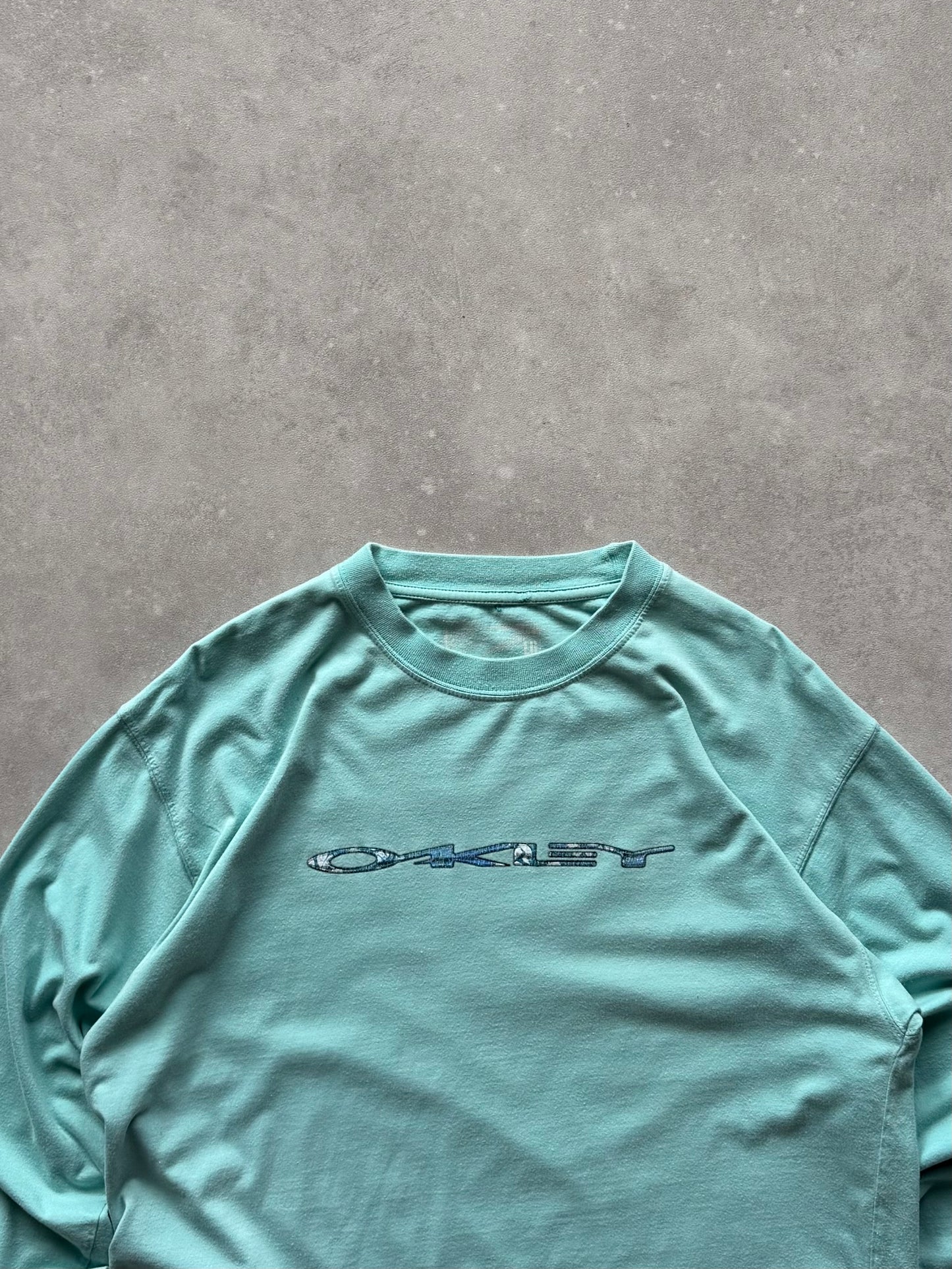 Vintage Oakley Long Sleeve T-shirt (XL)