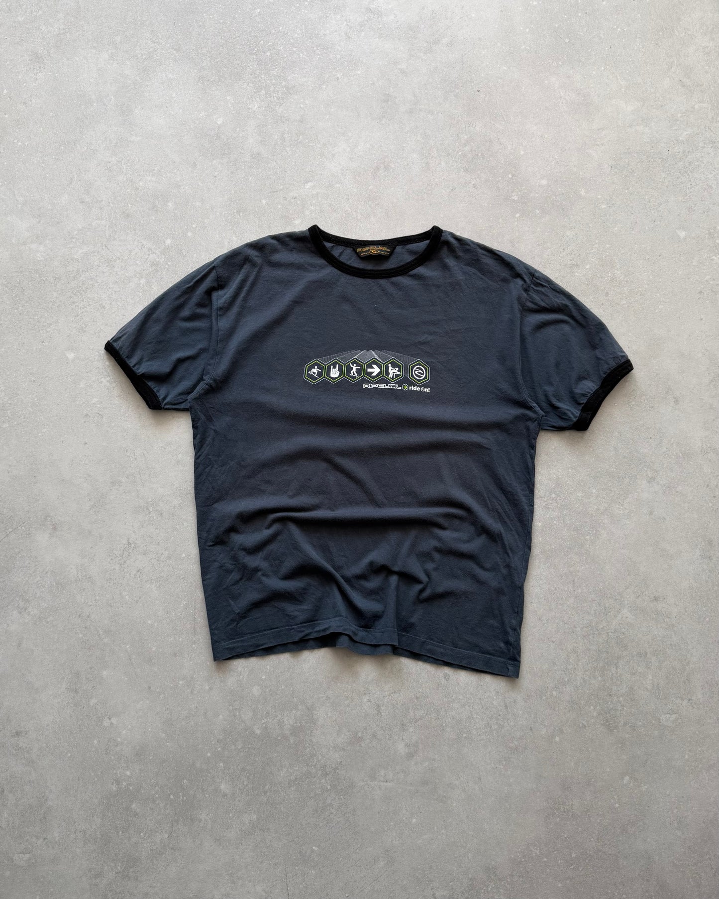 Vintage Ripcurl Sessions T-shirt (L)