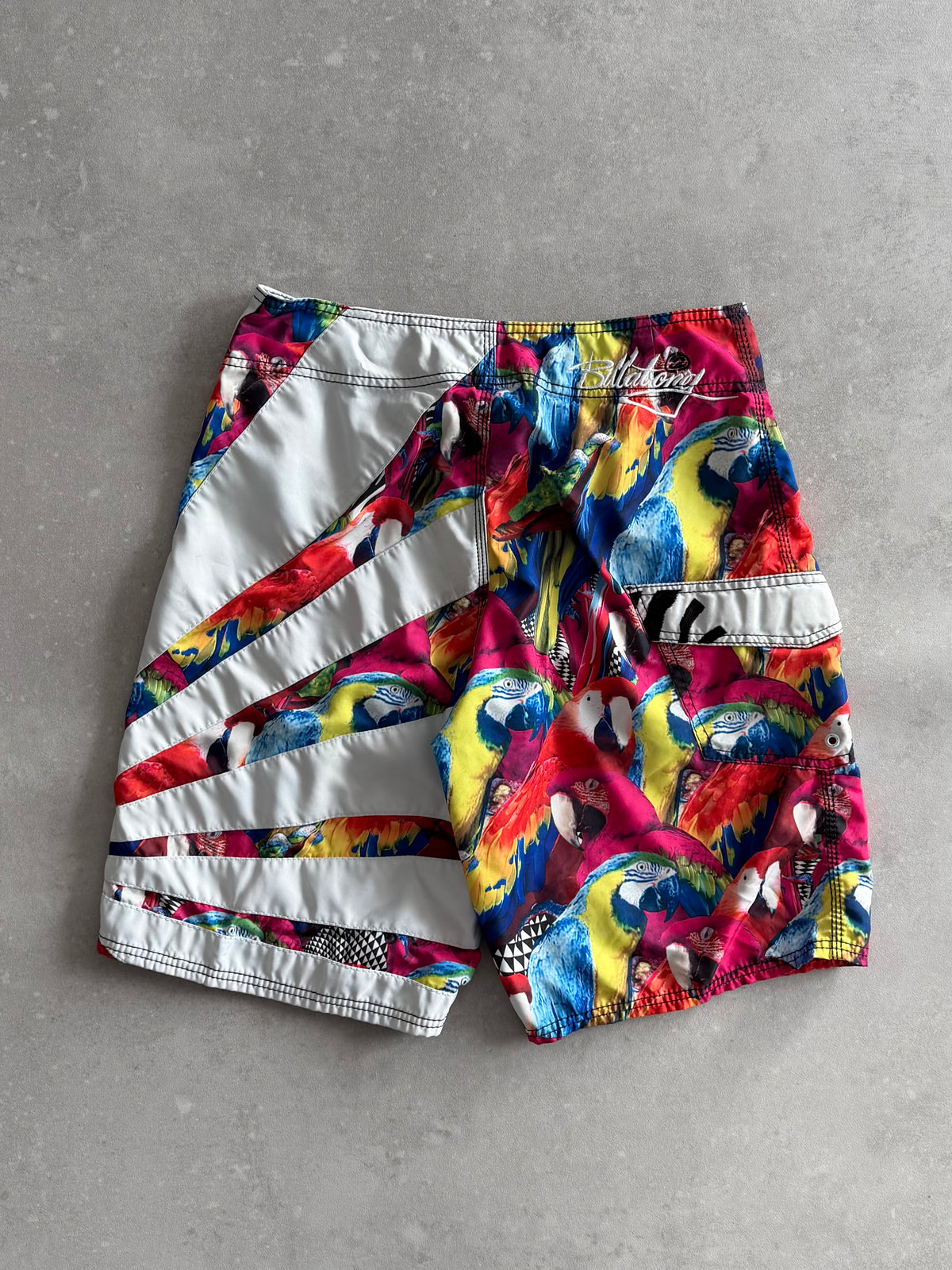 Vintage Billabong Andy Irons Rising Sun Boardshorts (32)