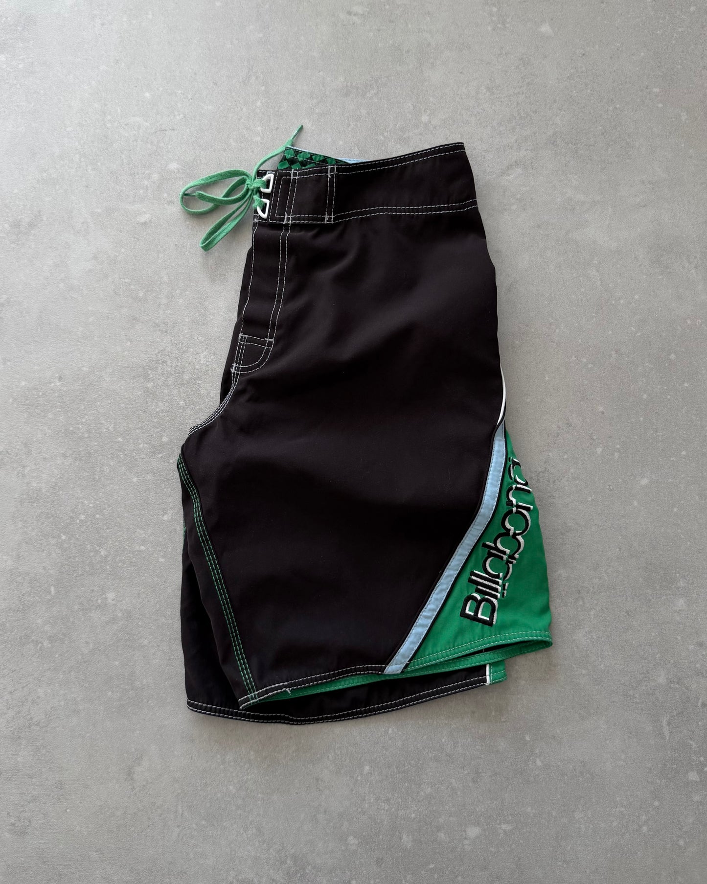 Vintage Billabong Andy Irons Kauai Boardshorts (32)