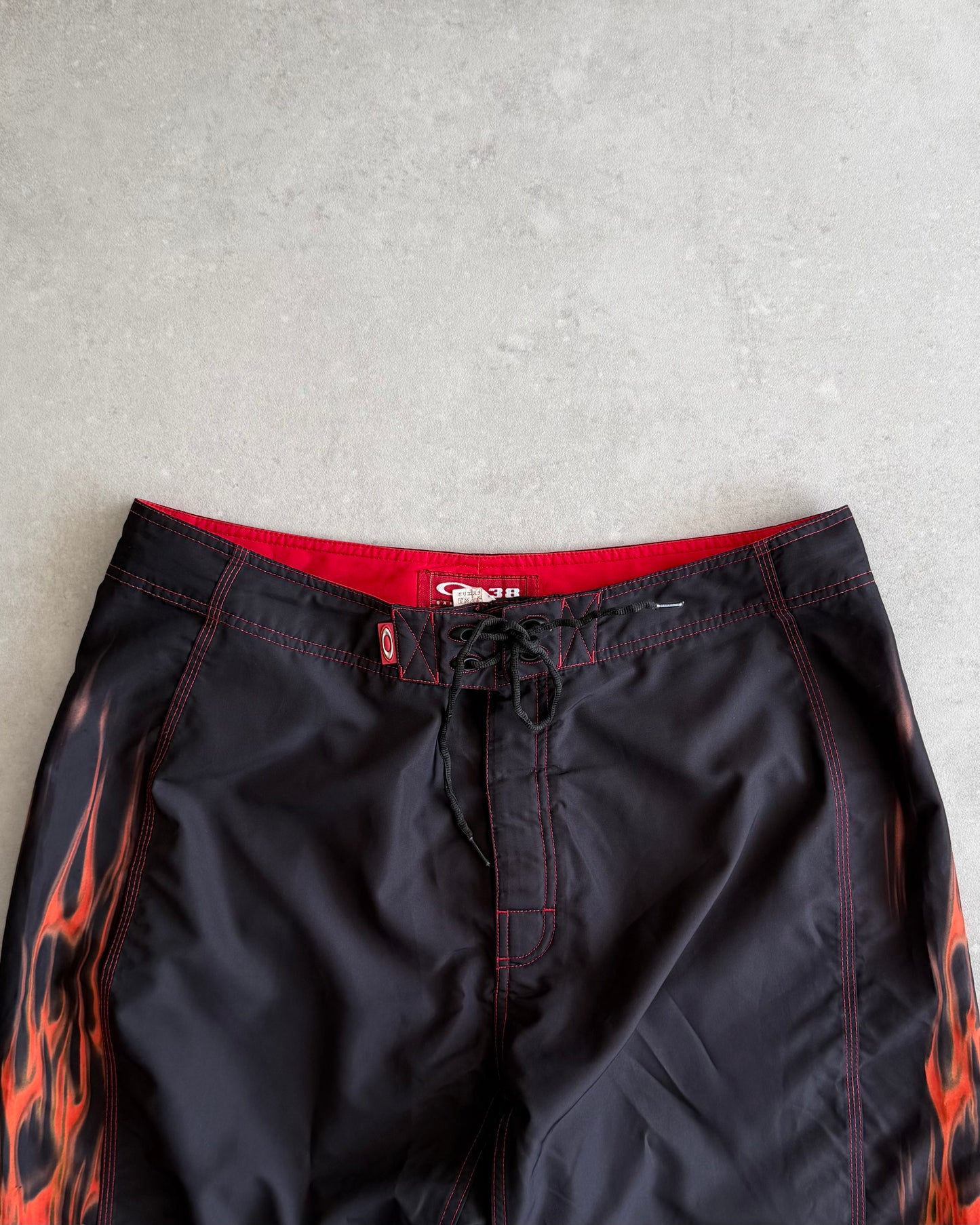 Vintage Oakley Flame Boardshorts (38)