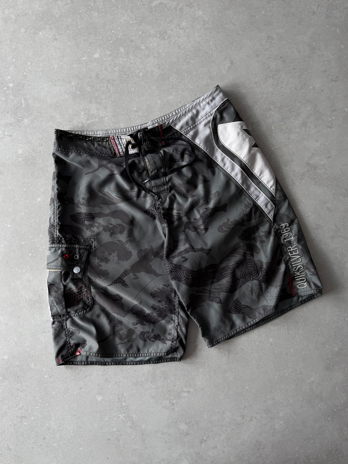 Vintage Quiksilver Boardshorts (32)
