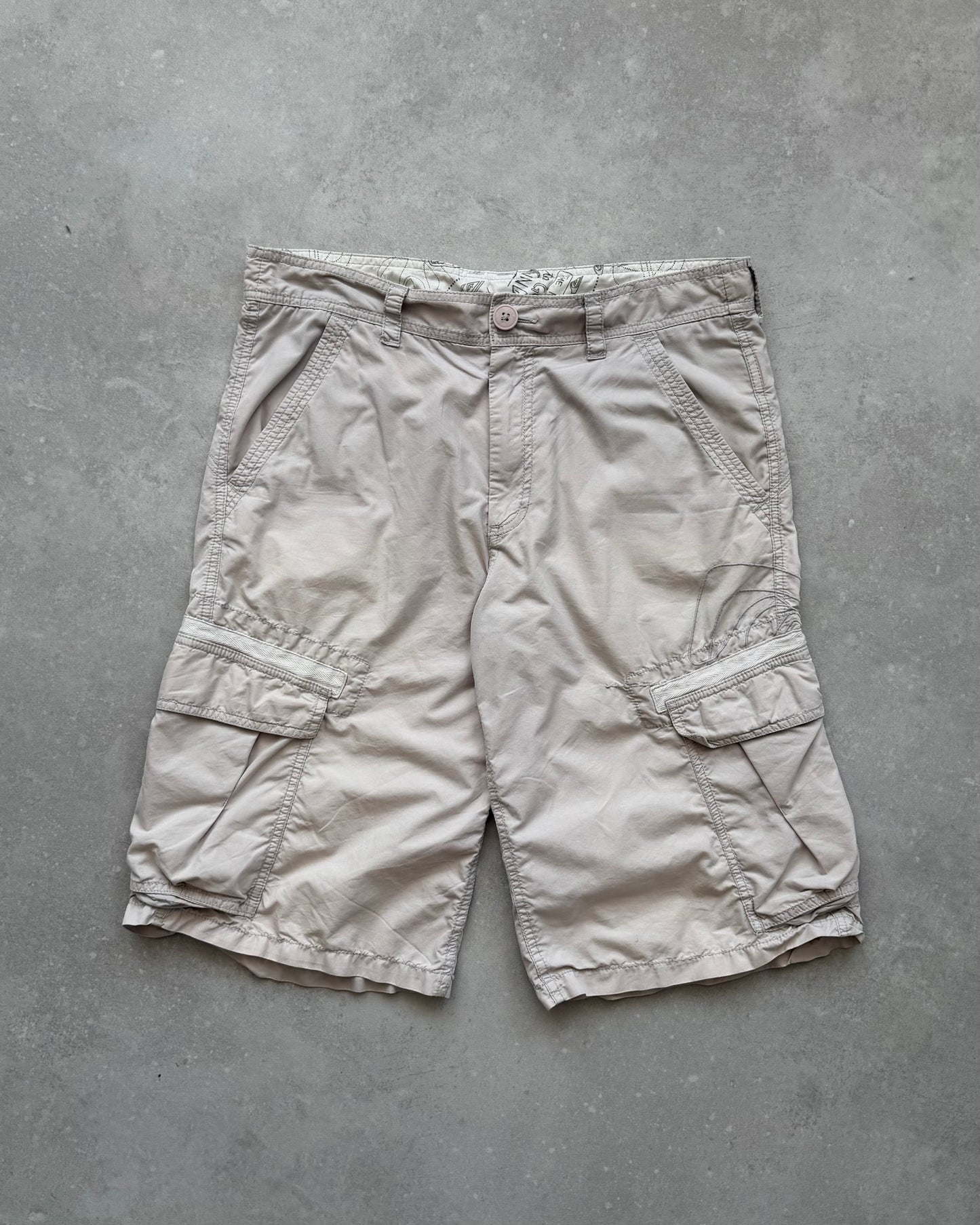 Vintage Quiksilver Cargo Shorts (34)