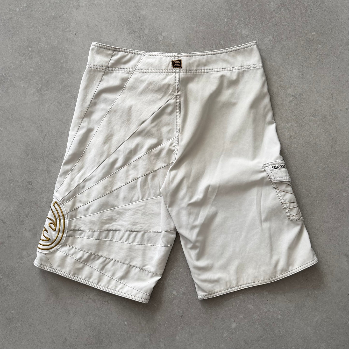 Vintage Billabong Andy Irons Platinum Boardshorts (32)