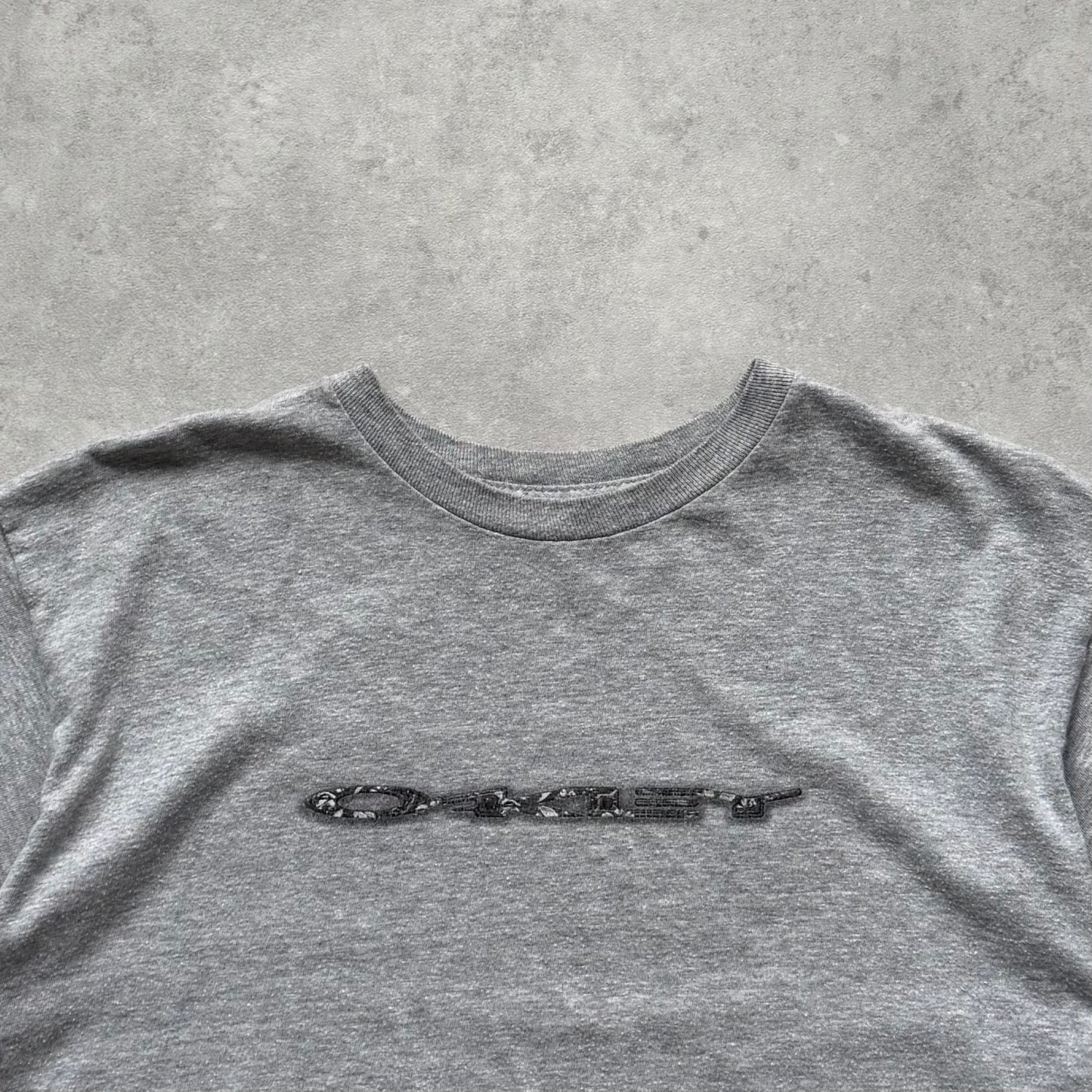 00's Oakley T-shirt (S)