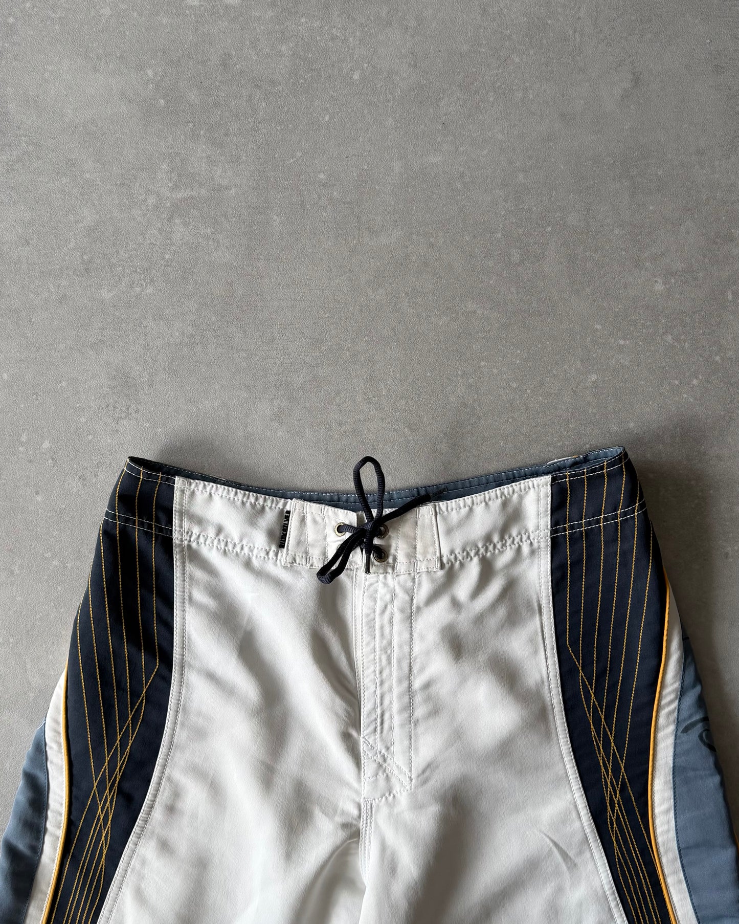 Vintage Quiksilver Boardshorts (30)