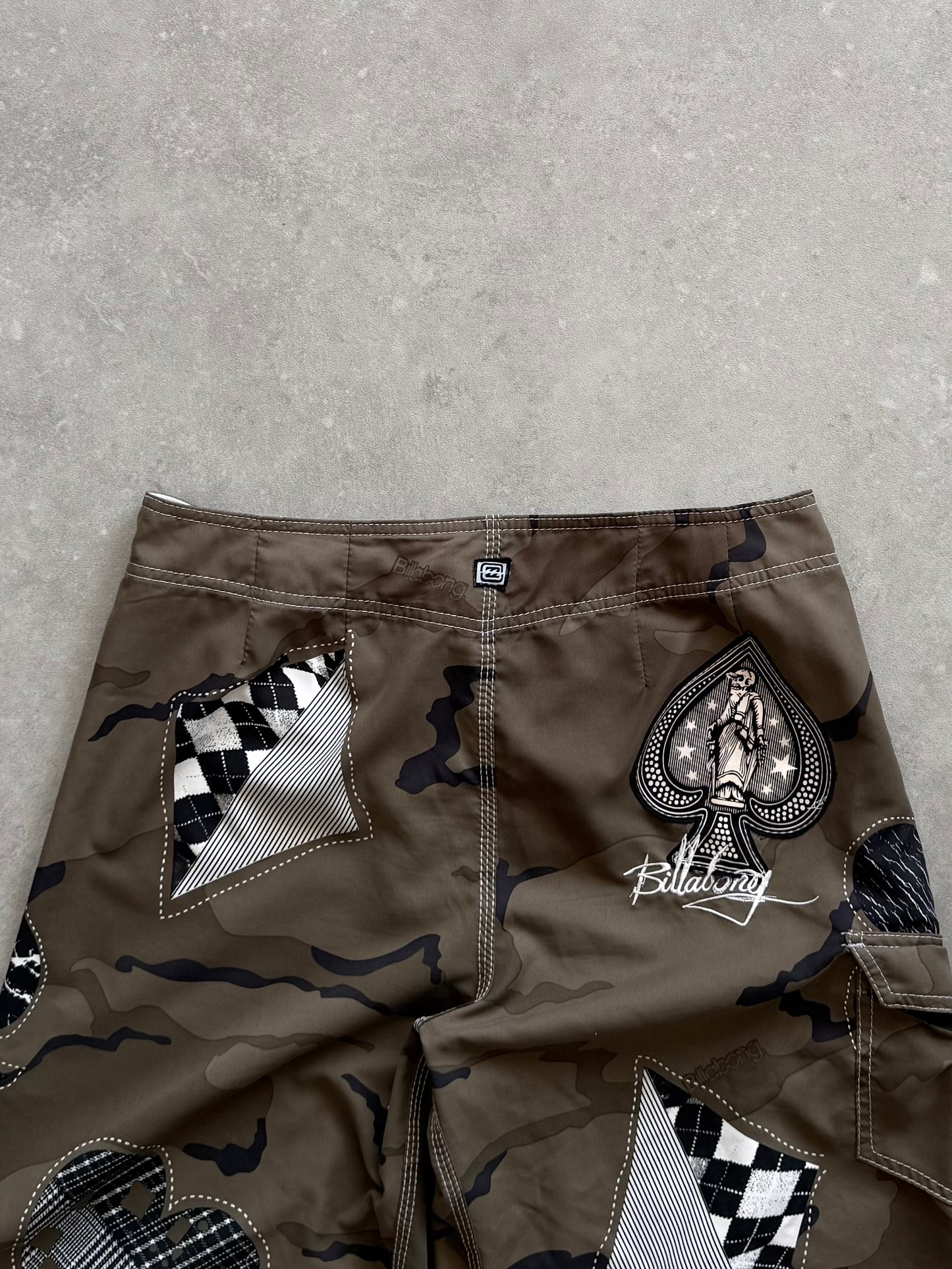 Vintage Billabong Taj Burrow Royal Flush Boardshorts (32)