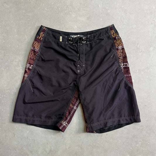 00's Oakley Boardshorts (34)