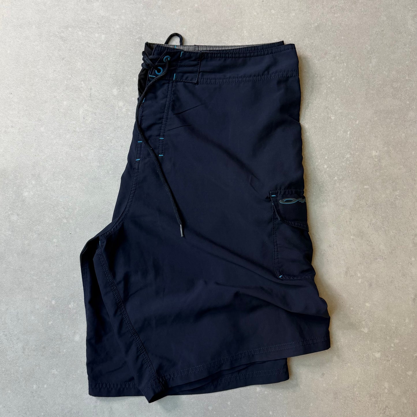 00’s Oakley Boardshorts (36)