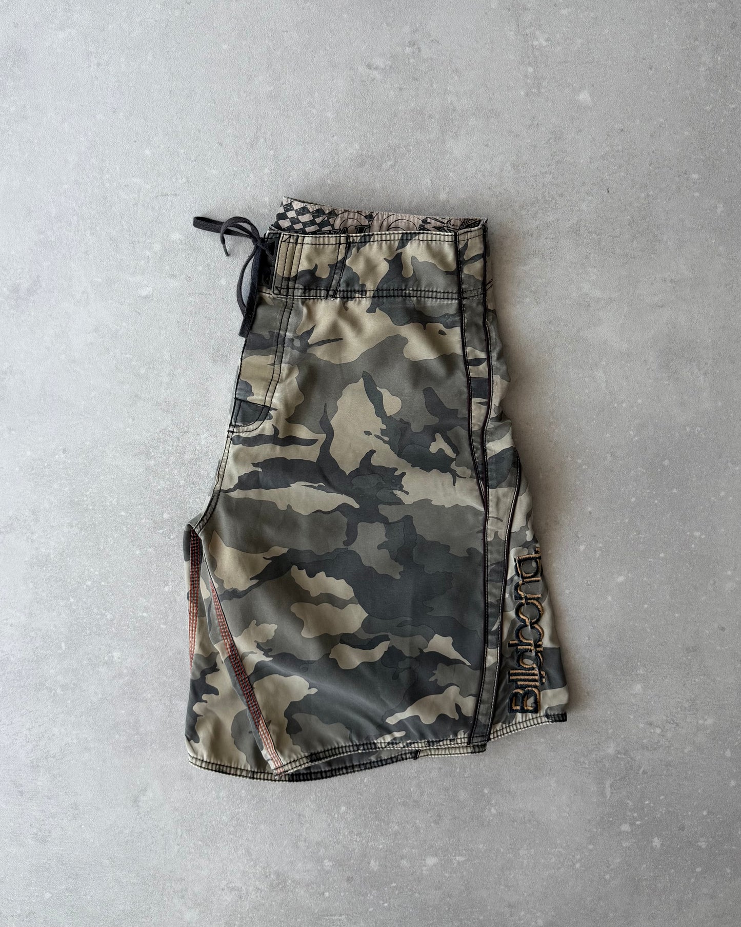 Vintage Billabong Andy Irons Kauai Boardshorts (32)