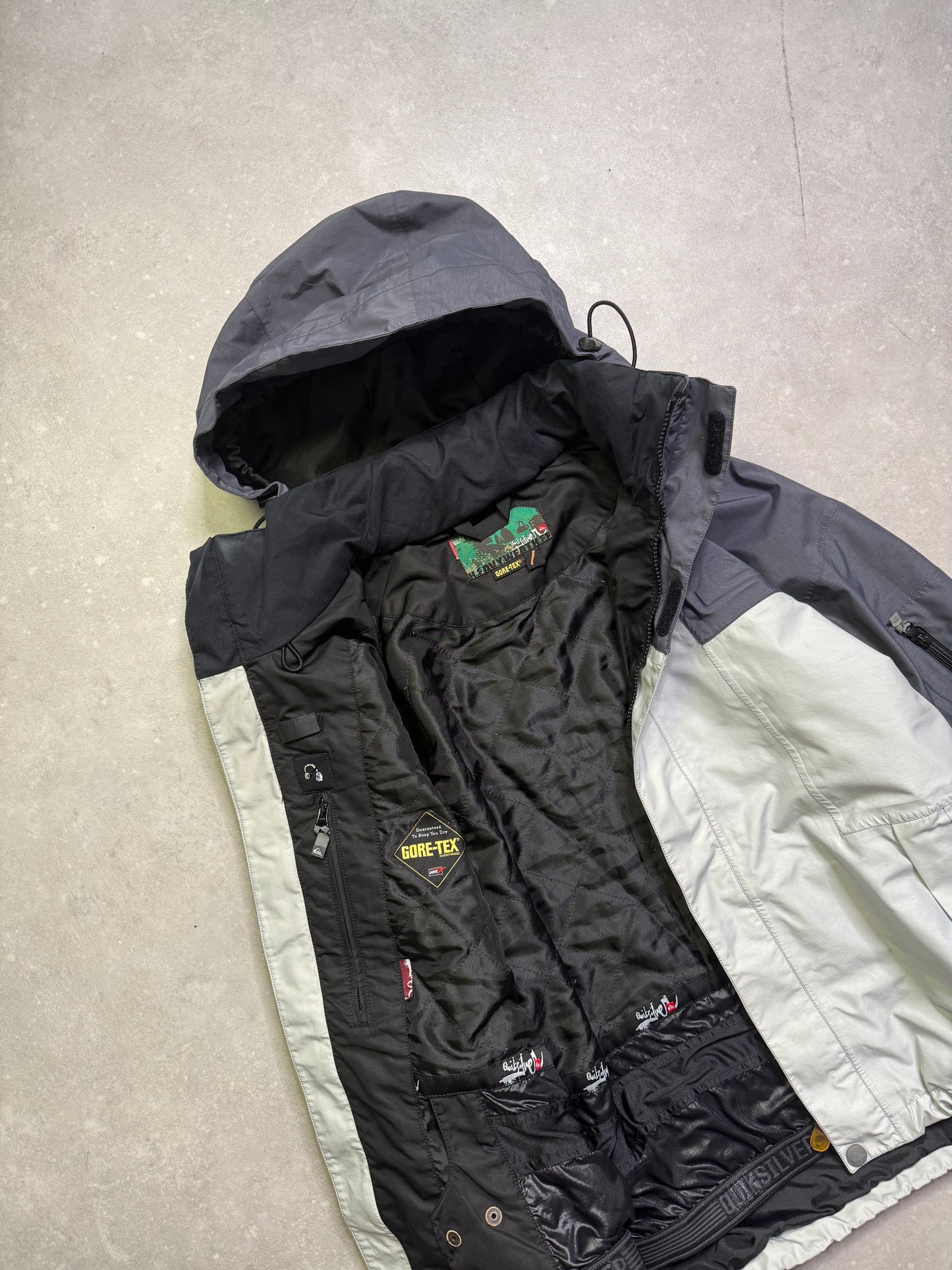 Quiksilver Goretex Jacket (L)