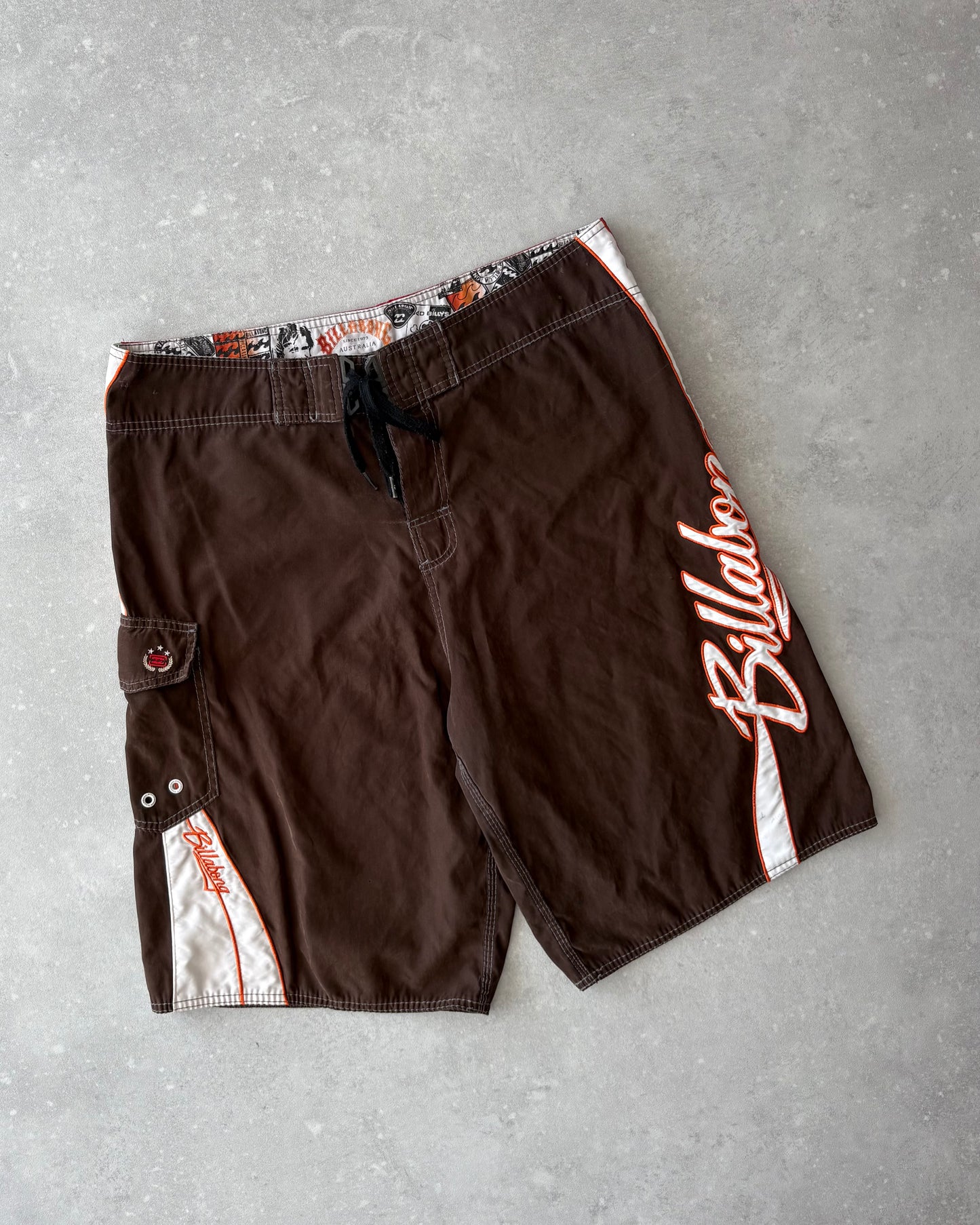 Vintage Billabong Mark Occhilupo Boardshorts (36)