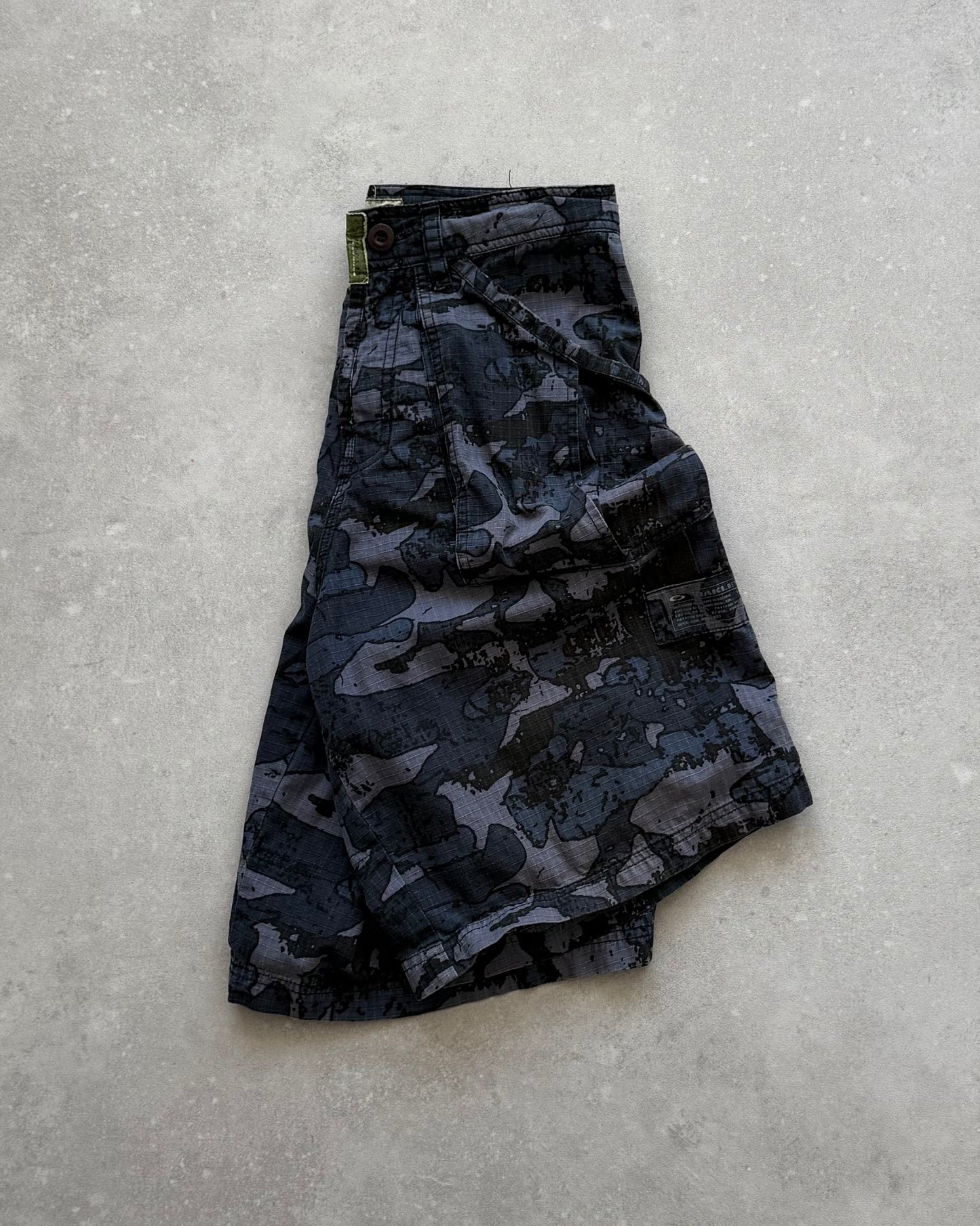 Vintage Oakley Shorts (28)