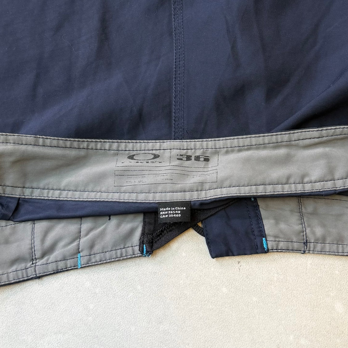 00’s Oakley Boardshorts (36)