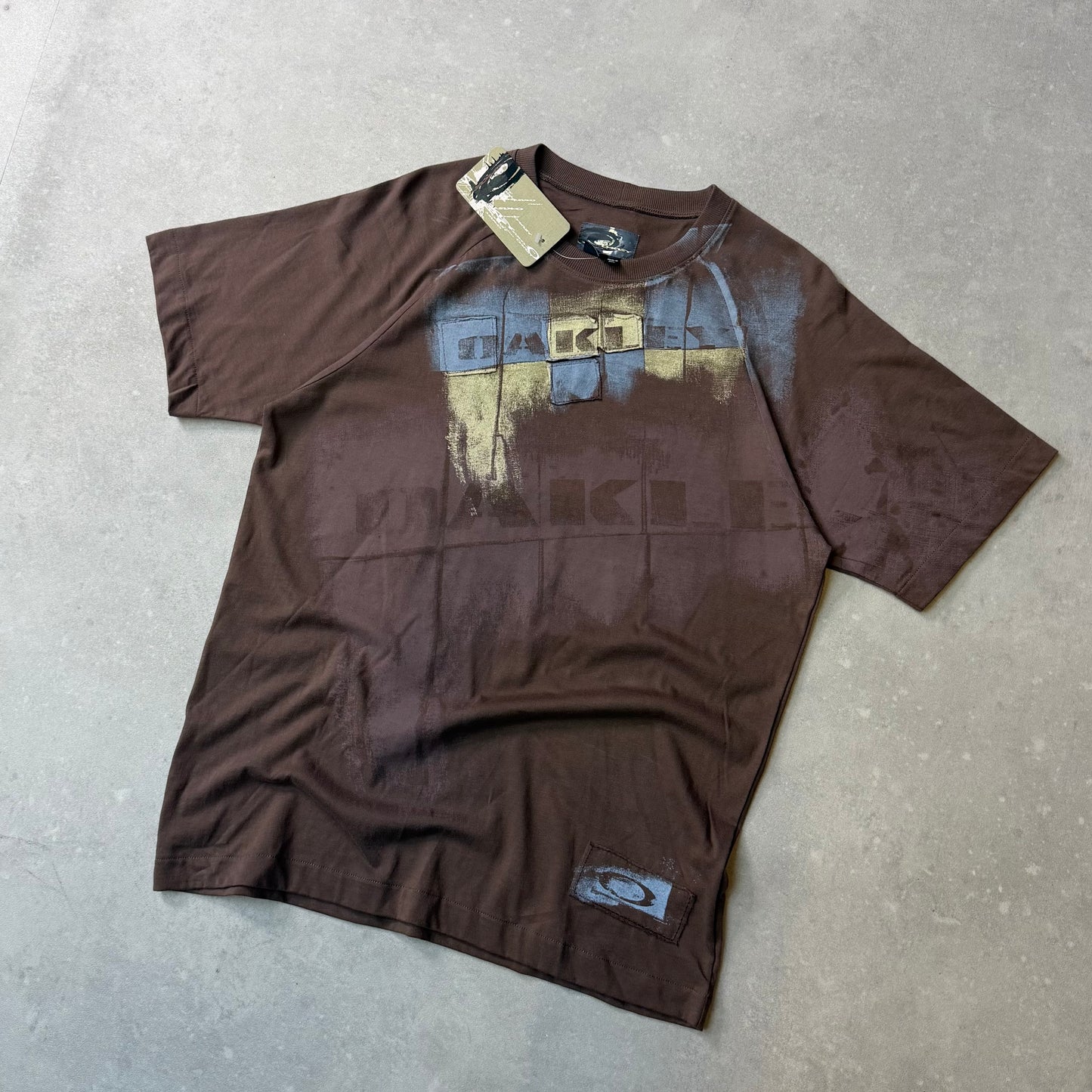 Deadstock 00’s Oakley T-shirt (L)