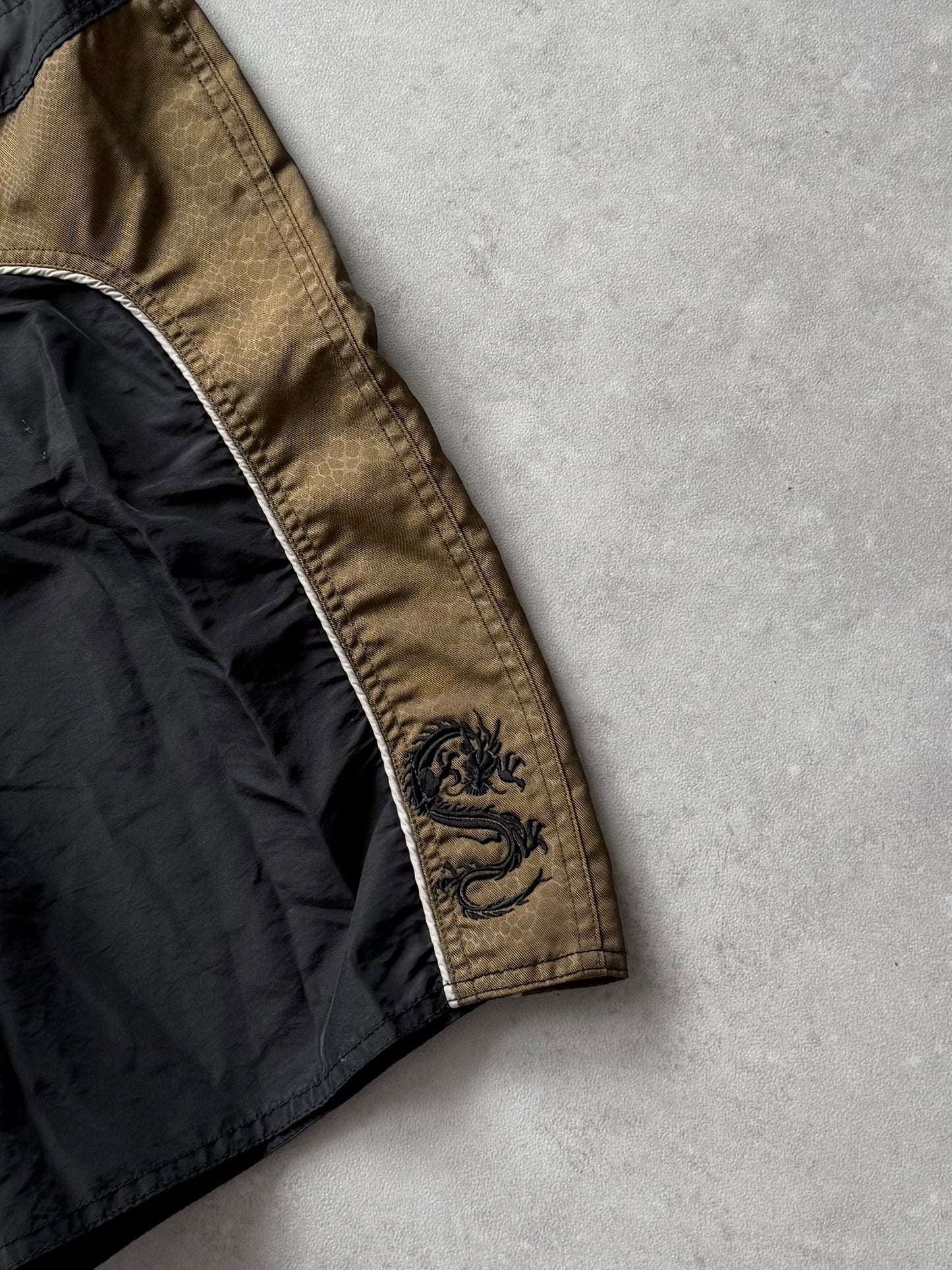 Vintage Quiksilver Dragon Boardshorts (30)