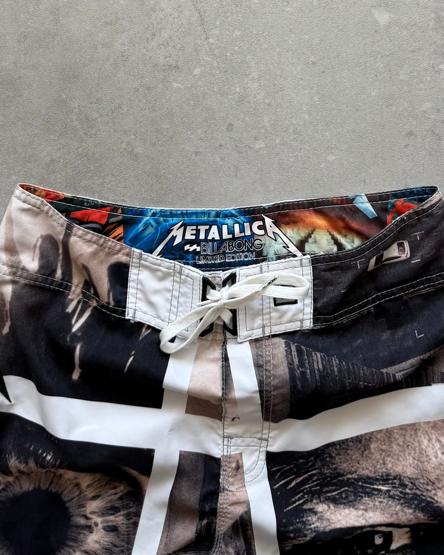 Vintage Billabong Metallica Boardshorts (29)