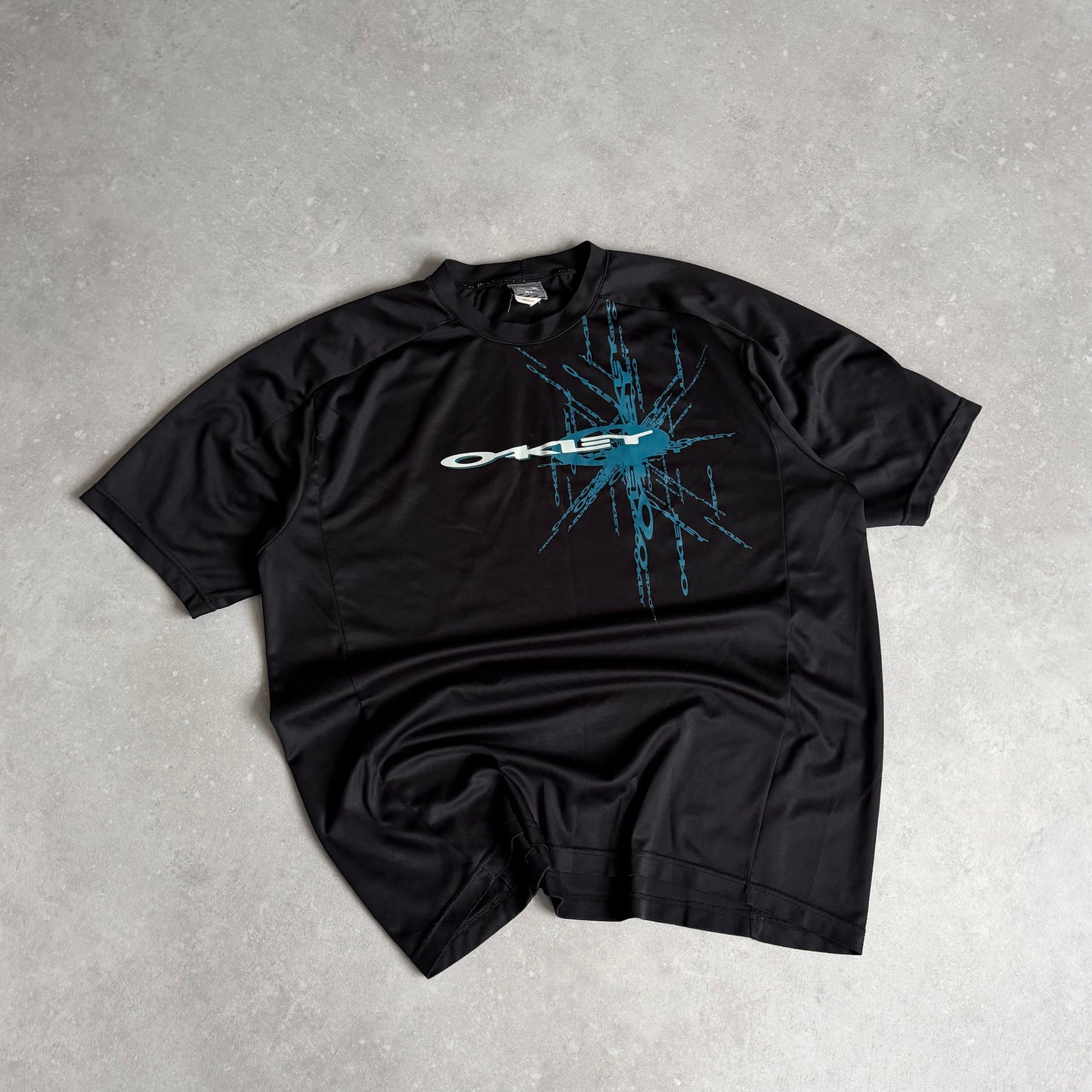 Vintage Oakley T-shirt (XL)