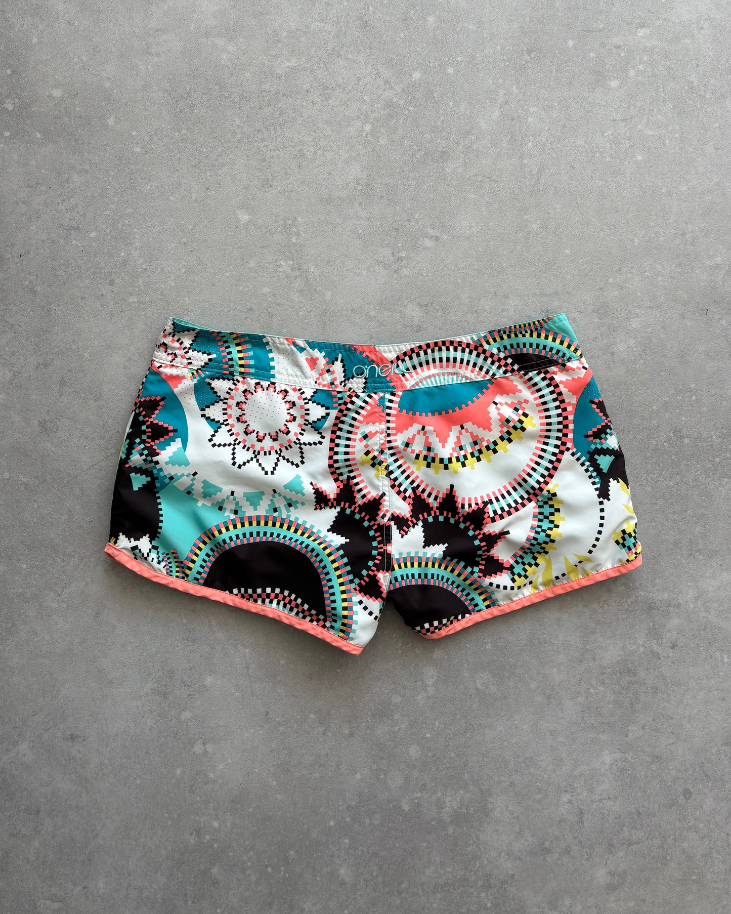 Vintage O’Neill Women’s Reversible Boardshorts (34)