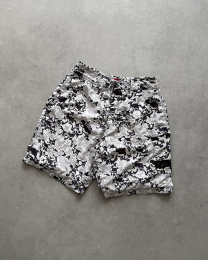 Vintage Oakley Boardshorts (32)