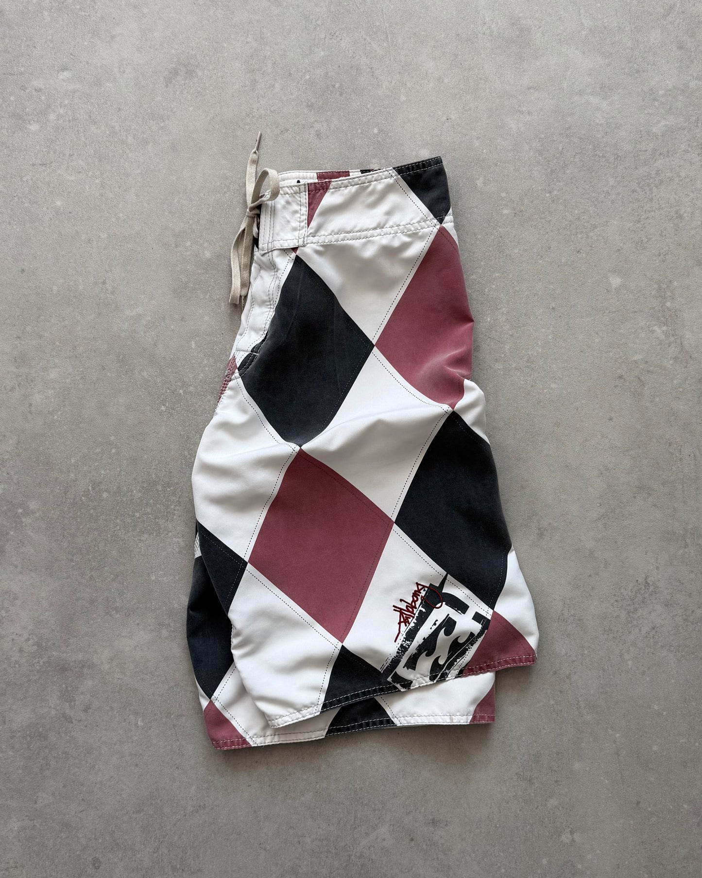 Vintage Billabong Andy Irons Argyle Boardshorts (30)