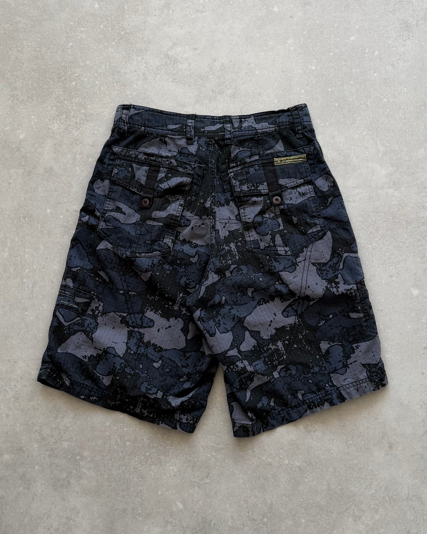 Vintage Oakley Shorts (28)