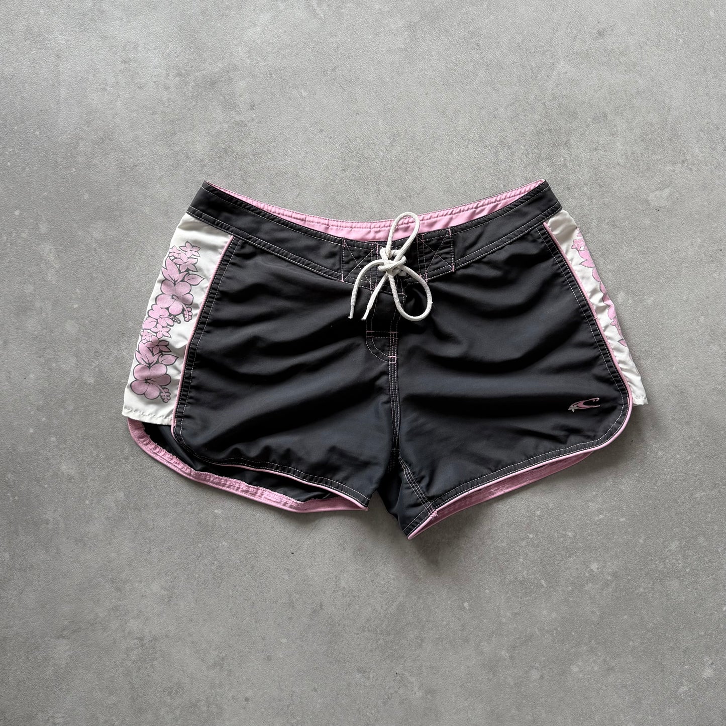 Vintage O'Neill Women's Boardshorts (8)