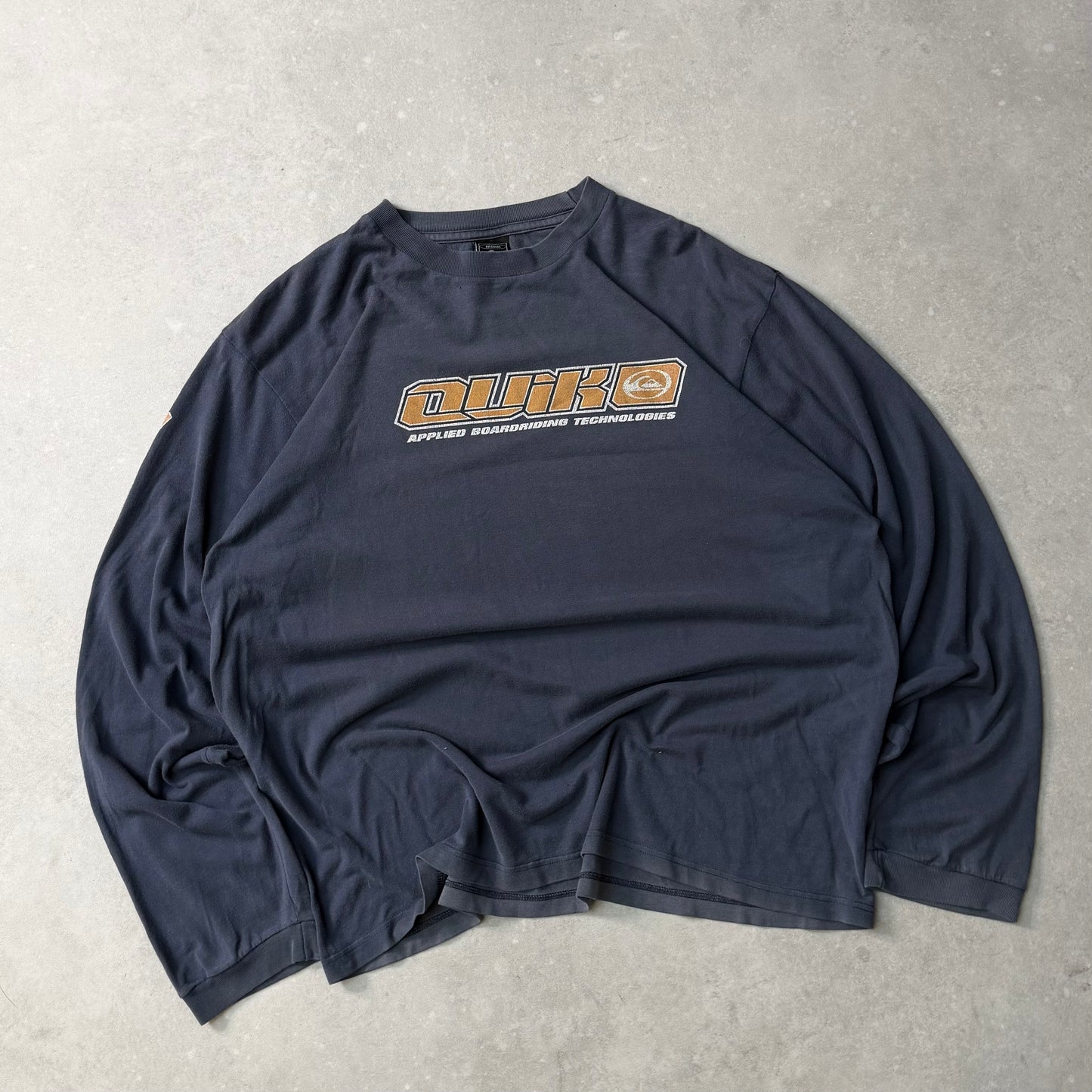 00's Quiksilver Long Sleeve Tee (M)