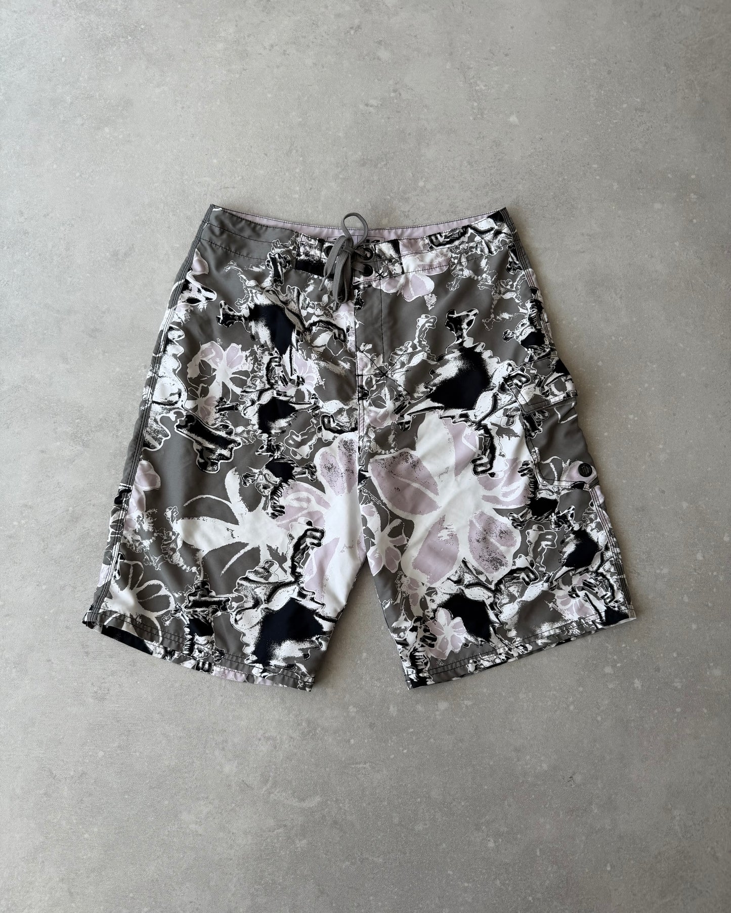 Vintage Oakley Boardshorts (34)