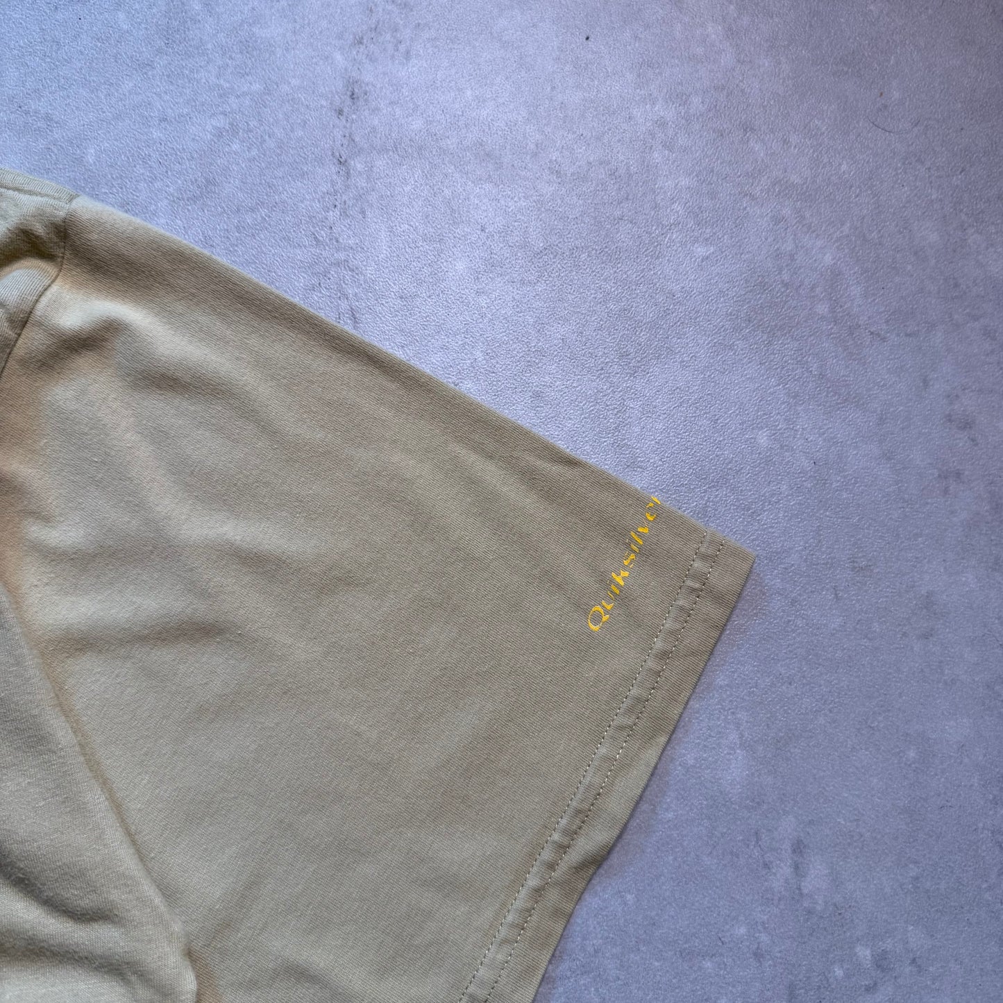 00's Quiksilver T-Shirt