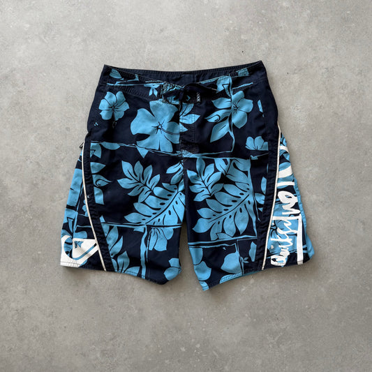 00's Quiksilver Boardshorts (32)