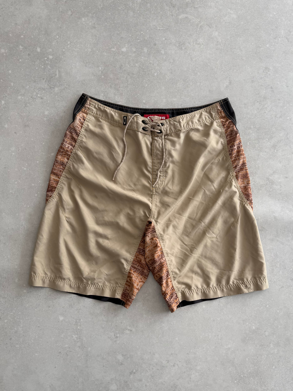 Vintage Oakley Boardshorts (36)