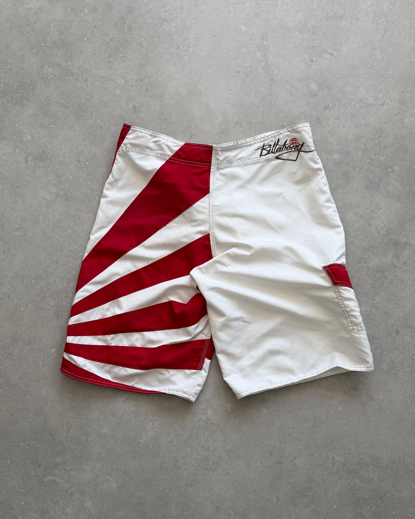 Vintage Billabong Andy Irons Rising Sun Boardshorts (36)