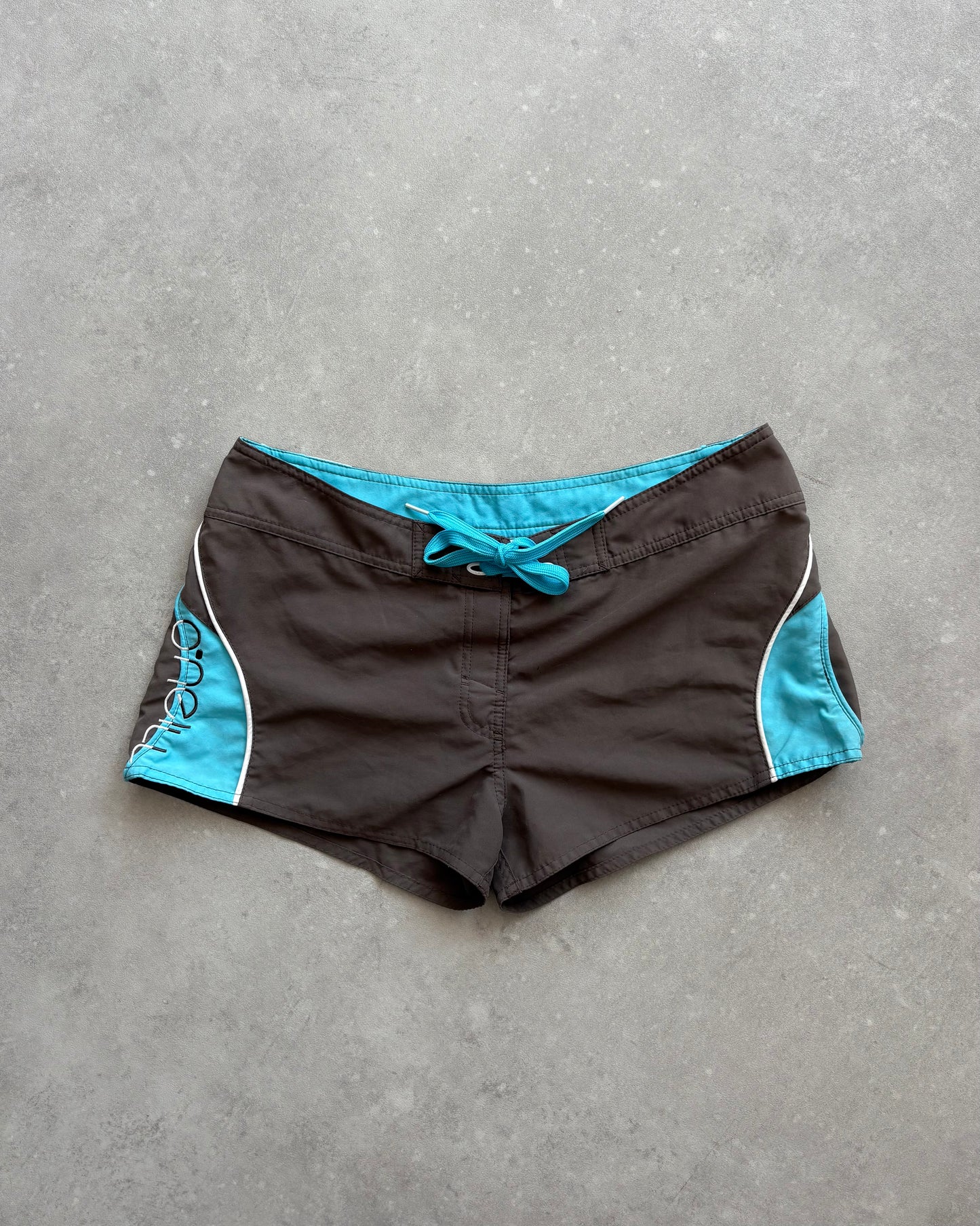 Vintage O’Neill Women’s Boardshorts (32)