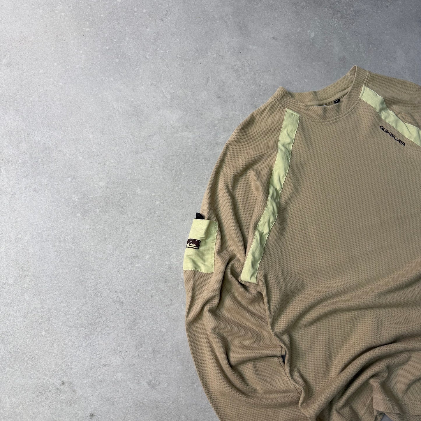 00's Quiksilver Long Sleeve Tee (XL)